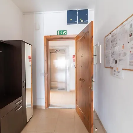 Two Bedroom In The Heart Of St Julians *
