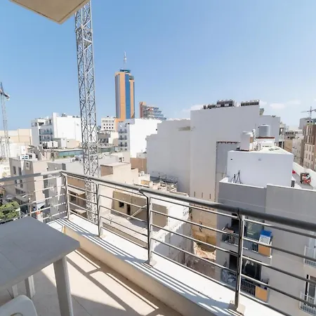 Two Bedroom In The Heart Of St Julians