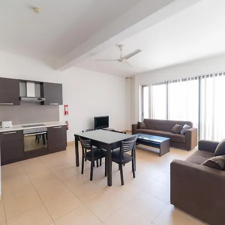 Two Bedroom In The Heart Of St Julians